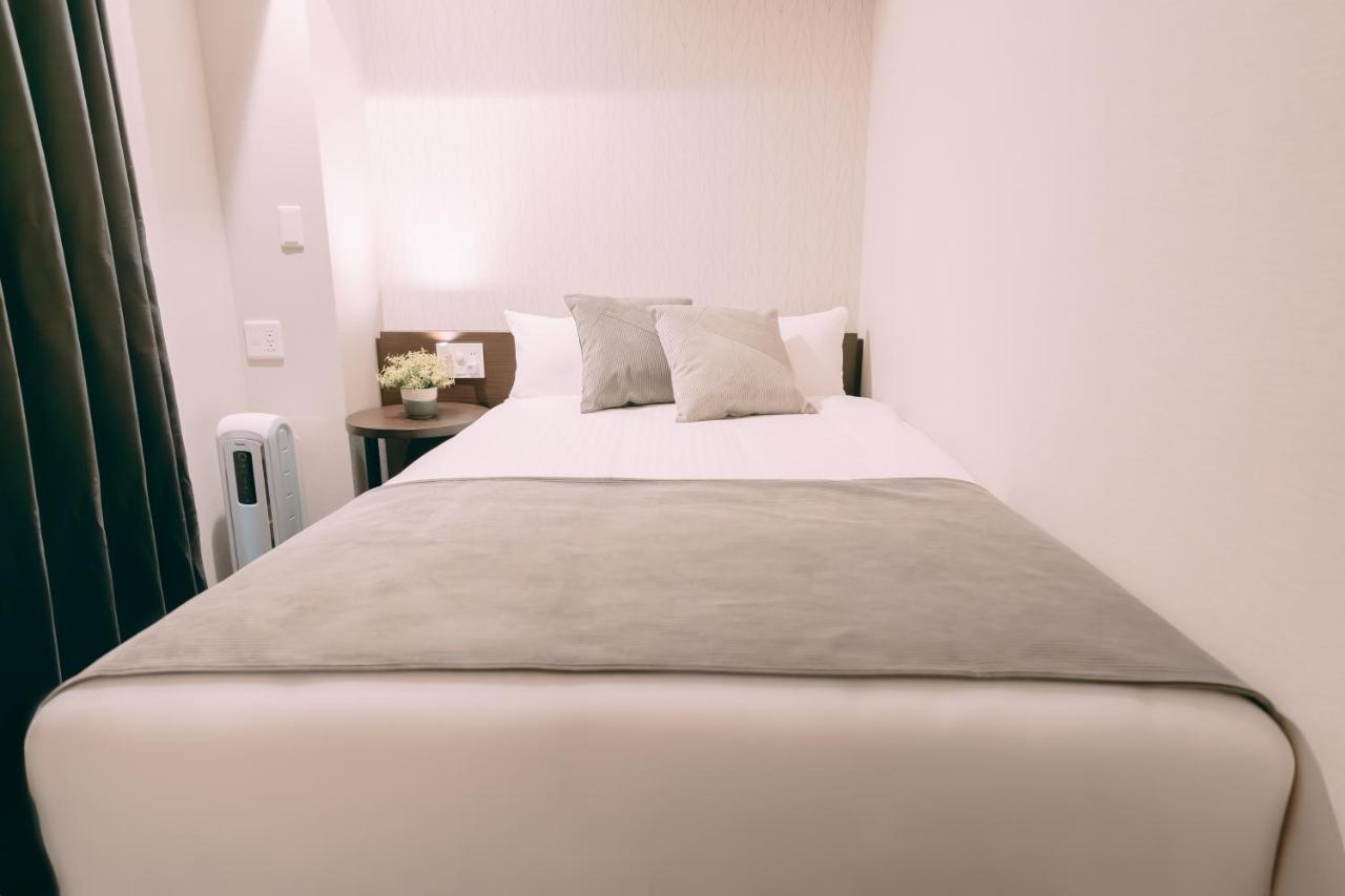 R Hotel Honmachi โอซาก้า ภายนอก รูปภาพ